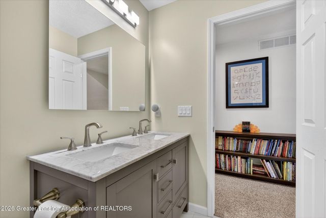 2545 Hummingbird Lane, Holt, MI 48842