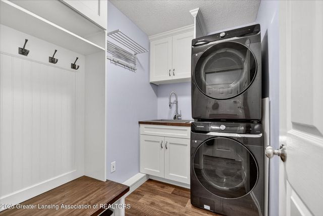 2545 Hummingbird Lane, Holt, MI 48842