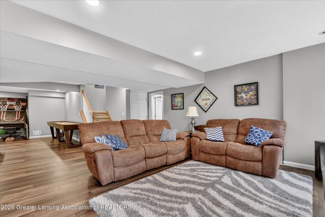 2545 Hummingbird Lane, Holt, MI 48842