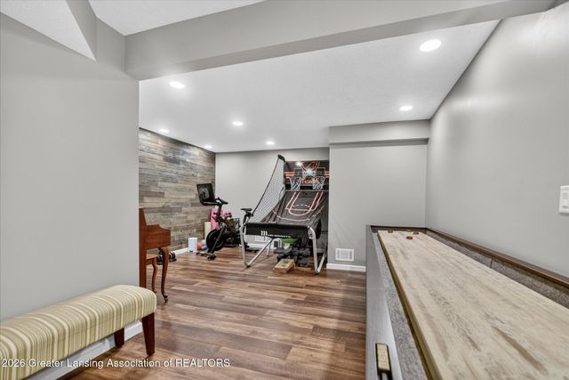 2545 Hummingbird Lane, Holt, MI 48842