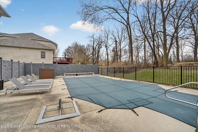 2545 Hummingbird Lane, Holt, MI 48842