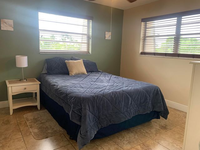 801 Hummingbird Way 201, North Palm Beach, FL 33408