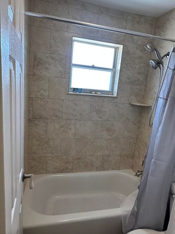 801 Hummingbird Way 201, North Palm Beach, FL 33408