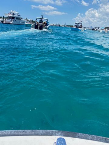 801 Hummingbird Way 201, North Palm Beach, FL 33408