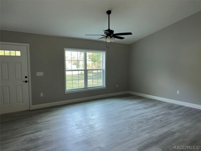 2538 W Dellwood Street, Dunnellon, FL 34434