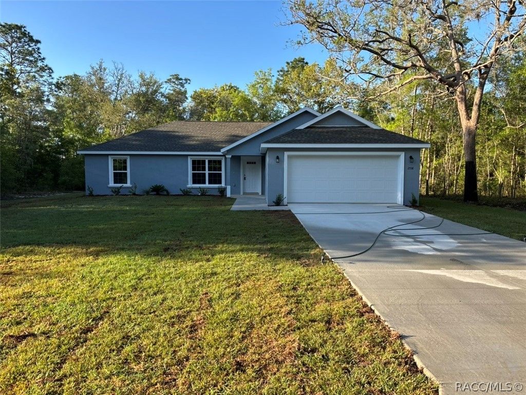 2538 W Dellwood Street, Dunnellon, FL 34434