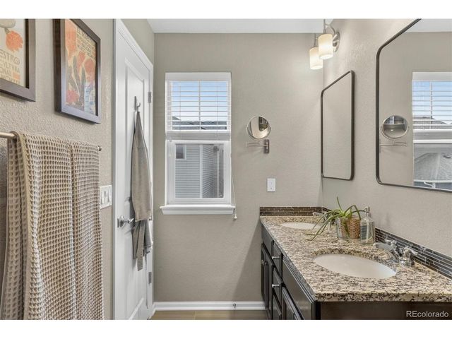 11277 E 28th Pl, Denver, CO 80238