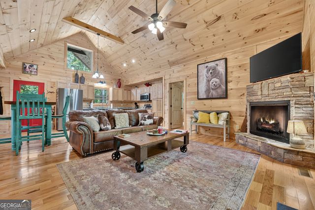 203 Buck Creek Trail, Epworth, GA 30541