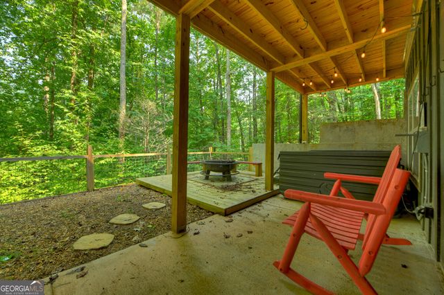 203 Buck Creek Trail, Epworth, GA 30541