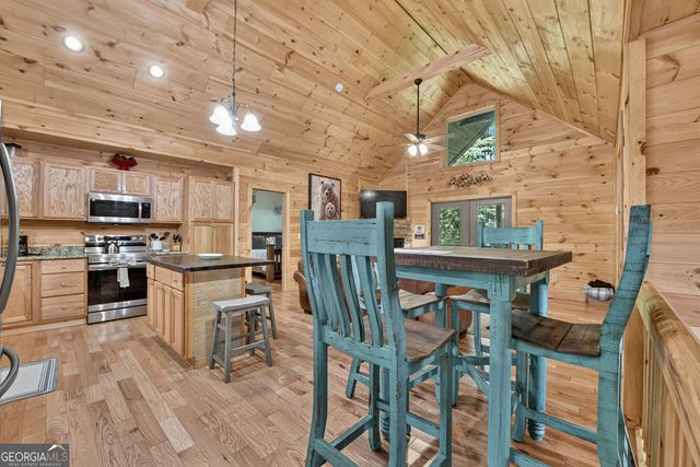 203 Buck Creek Trail, Epworth, GA 30541