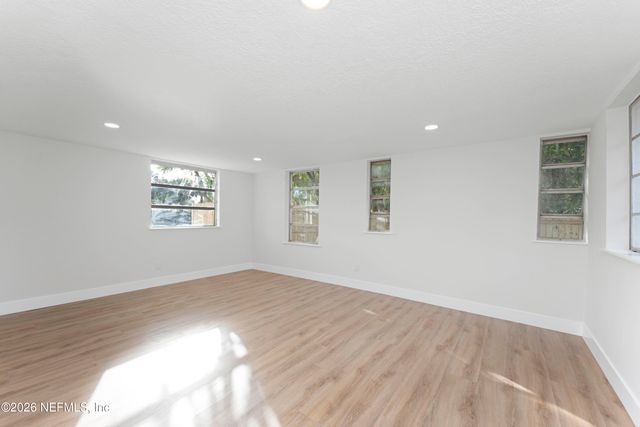 4308 WORTH Drive E, Jacksonville, FL 32207