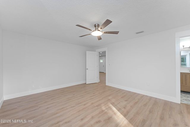 4308 WORTH Drive E, Jacksonville, FL 32207