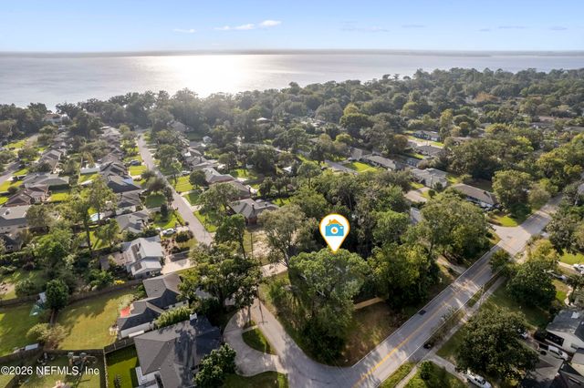 4308 WORTH Drive E, Jacksonville, FL 32207