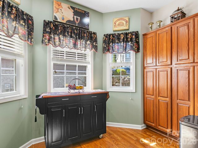 25 Old Pasture Way, Hendersonville, NC 28739