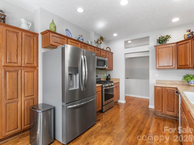 25 Old Pasture Way, Hendersonville, NC 28739