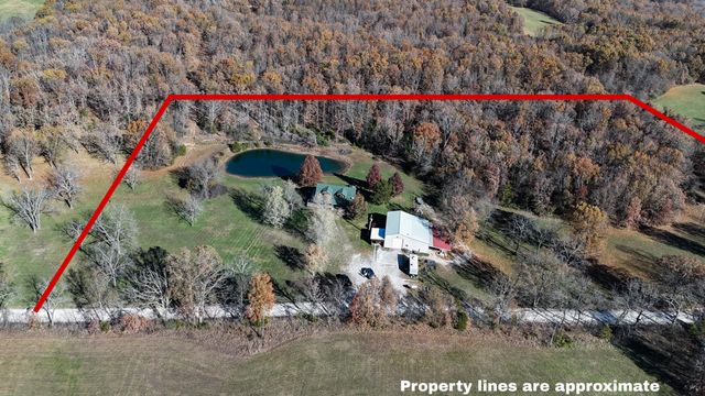 7257 Whetstone Road, Norwood, MO 65717