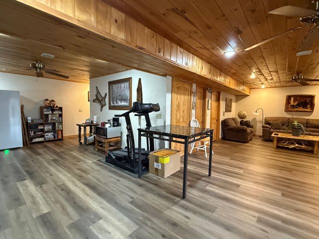 7257 Whetstone Road, Norwood, MO 65717