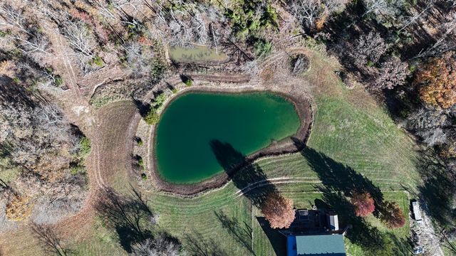 7257 Whetstone Road, Norwood, MO 65717