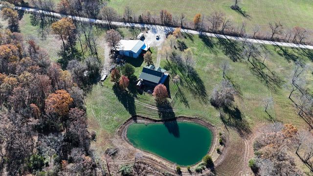 7257 Whetstone Road, Norwood, MO 65717