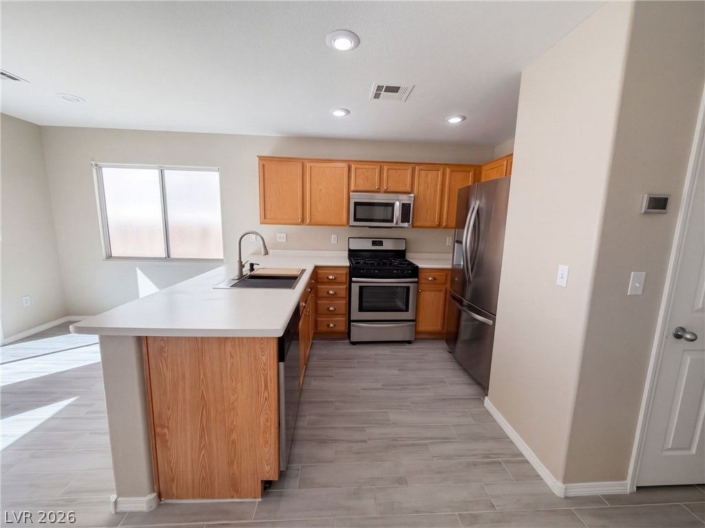 8141 Finch Feather Street, Las Vegas, NV 89143 — photo 2