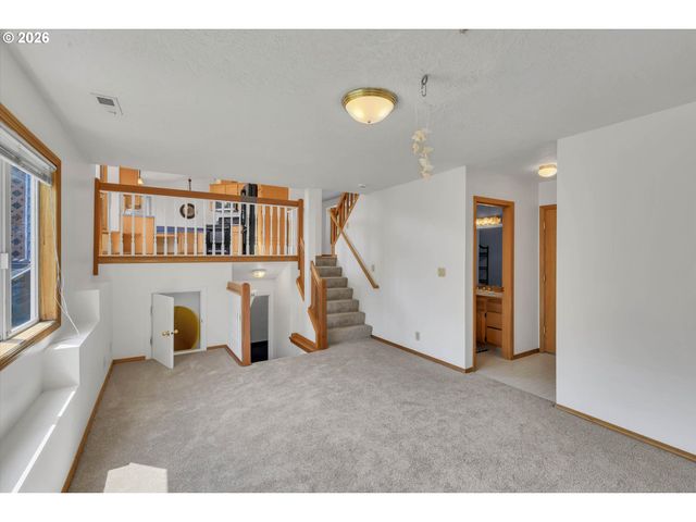2474 Sw WILLOWBROOK Ave, Gresham, OR 97080
