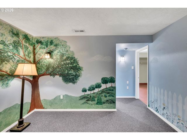 2474 Sw WILLOWBROOK Ave, Gresham, OR 97080