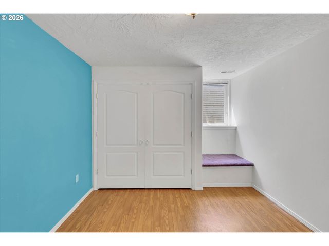 2474 Sw WILLOWBROOK Ave, Gresham, OR 97080