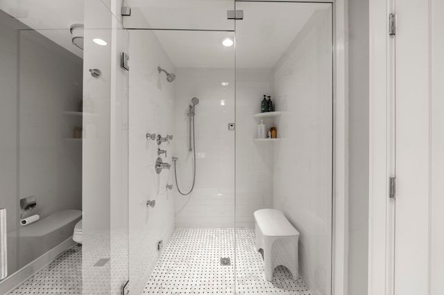 407 W First St 302, Boston, MA 02127