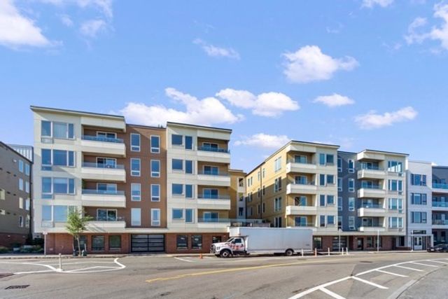 407 W First St 302, Boston, MA 02127
