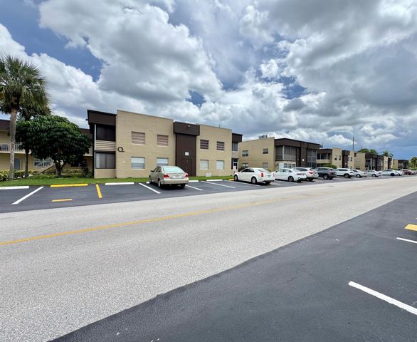799 Burgundy Q 799, Delray Beach, FL 33484