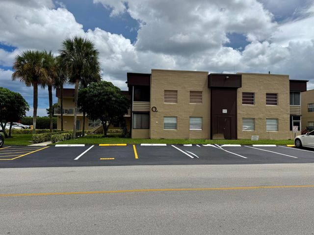 799 Burgundy Q 799, Delray Beach, FL 33484