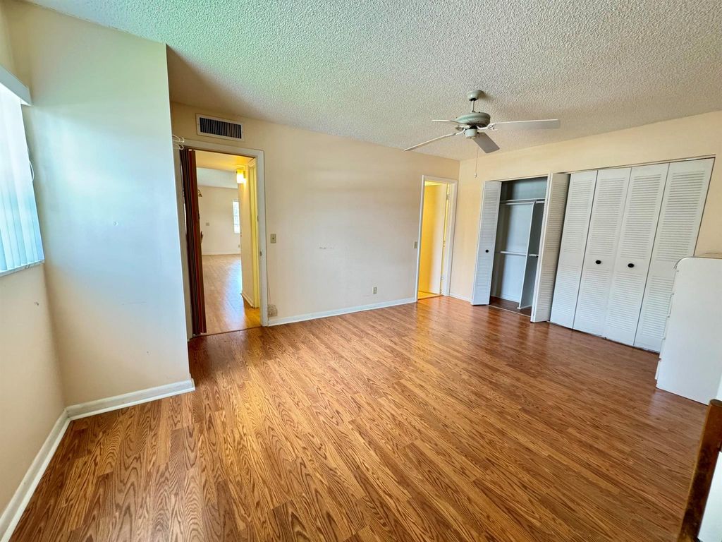 Image 7 of property listing at 799 Burgundy Q 799, Delray Beach, FL 33484