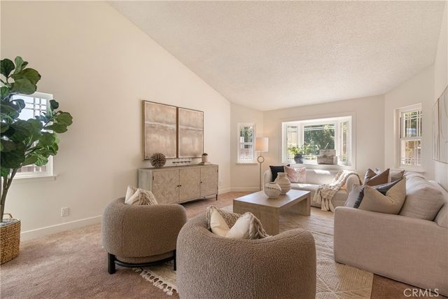 658 Glenmore, Glendale, CA 91206