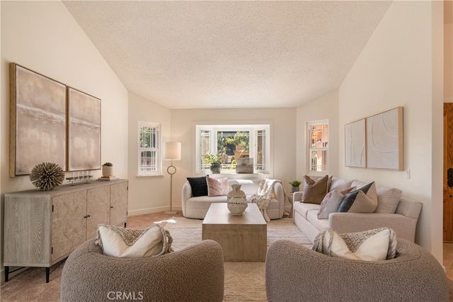 658 Glenmore, Glendale, CA 91206
