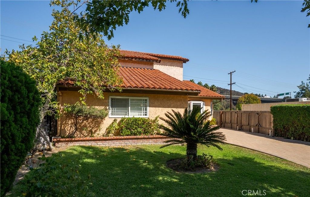 658 Glenmore, Glendale, CA 91206 — photo 5