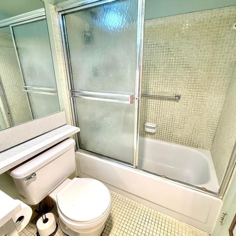 122 Oakridge I, Deerfield Beach, FL 33442