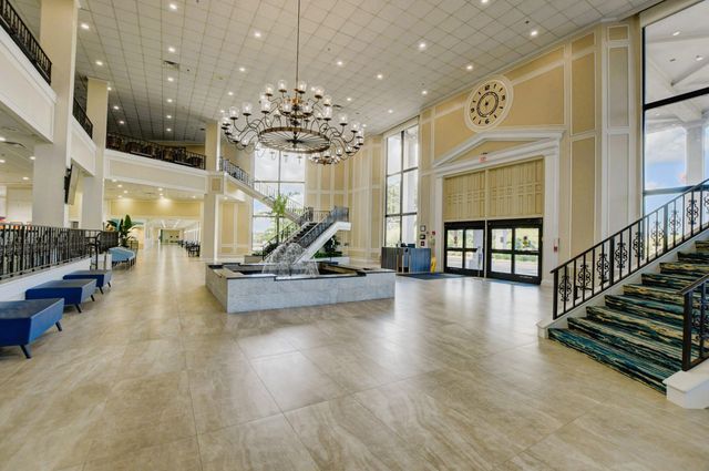 122 Oakridge I, Deerfield Beach, FL 33442