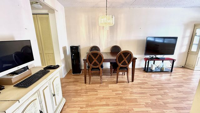 122 Oakridge I, Deerfield Beach, FL 33442