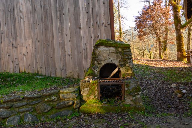 51 & 75 Hart Street, Weaverville, CA 96093