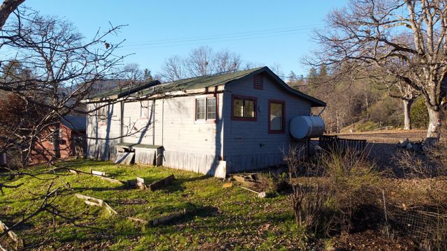 51 & 75 Hart Street, Weaverville, CA 96093