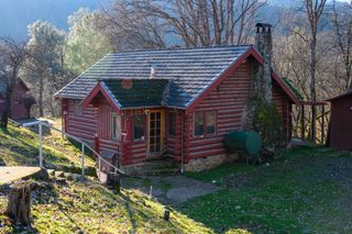 51 & 75 Hart Street, Weaverville, CA 96093