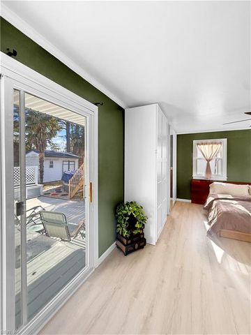 128 Eastwood DR, Newport News, VA 23602