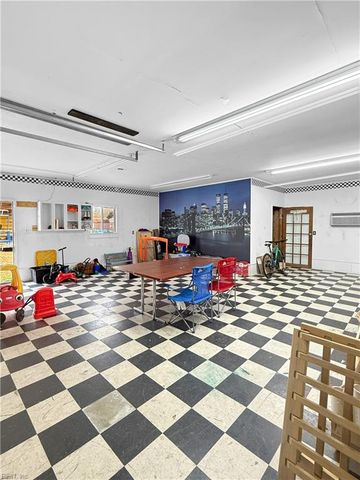 128 Eastwood DR, Newport News, VA 23602