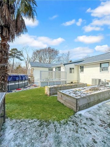 128 Eastwood DR, Newport News, VA 23602