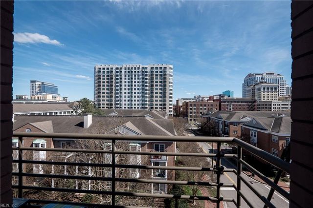 230 W Tazewell St Apt 401, Norfolk, VA 23510