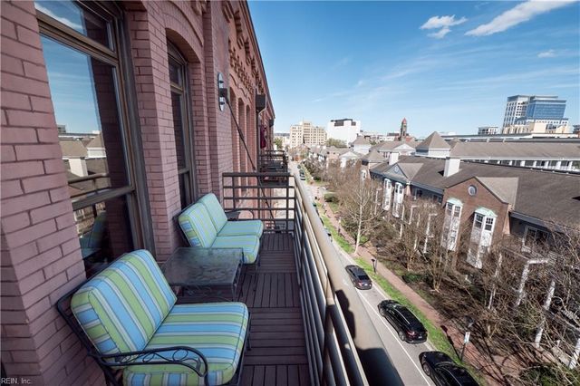 230 W Tazewell St Apt 401, Norfolk, VA 23510