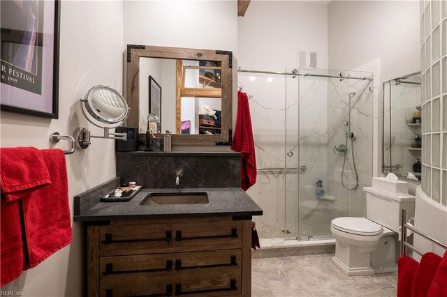230 W Tazewell St Apt 401, Norfolk, VA 23510