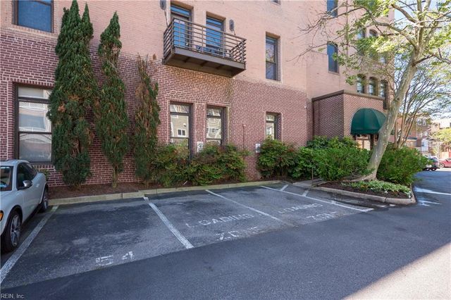 230 W Tazewell St Apt 401, Norfolk, VA 23510