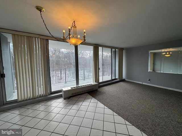 3900 FORD RD #5M, Philadelphia, PA 19131