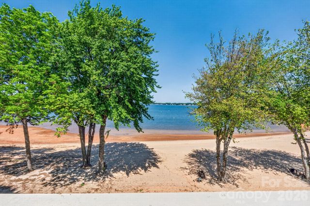 605 Portside Drive, Davidson, NC 28036